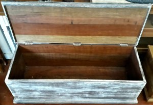 bau-peroba-com-patina-1621538222