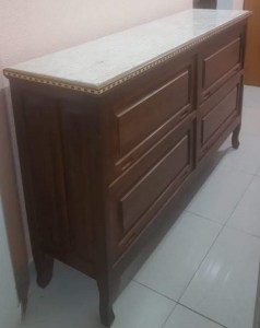 buffet-4-portas-lustrado-com-tampo-de-marmore-e-marchetaria-2-1621540005