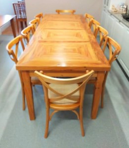 conjunto-mesa-10-cadeiras-(2)-1680019706