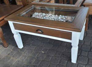 mesa-de-centro-peroba-base-branca-gaveta-e-tampo-lustrado-4-1635004624